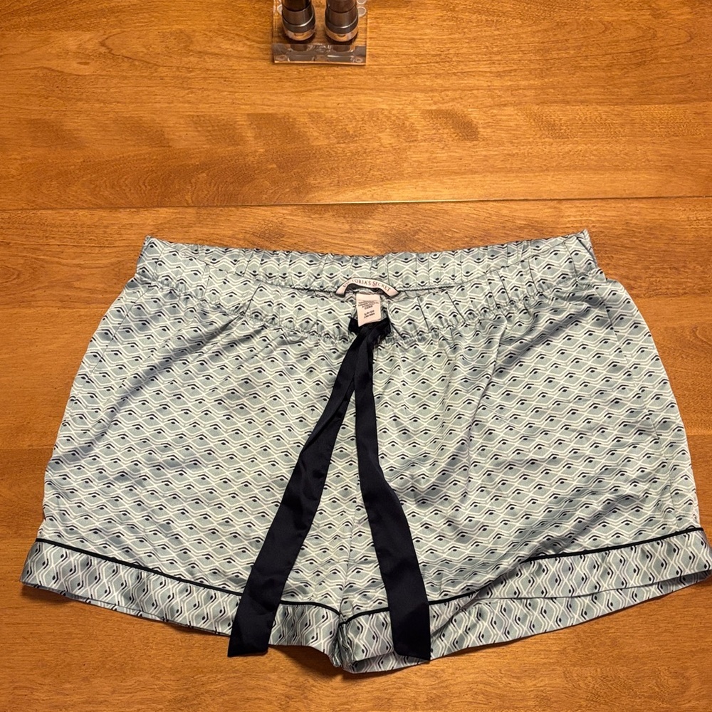 Victoria’s Secret Pajama Shorts. Size small